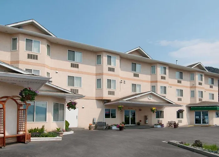 Hotel with pool: George Mountain View Hotel & Resto